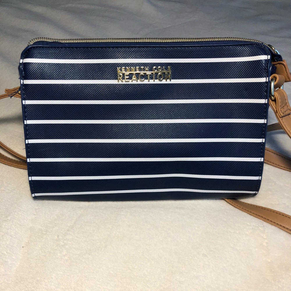 NWOT Kenneth Cole Crossbody Purse